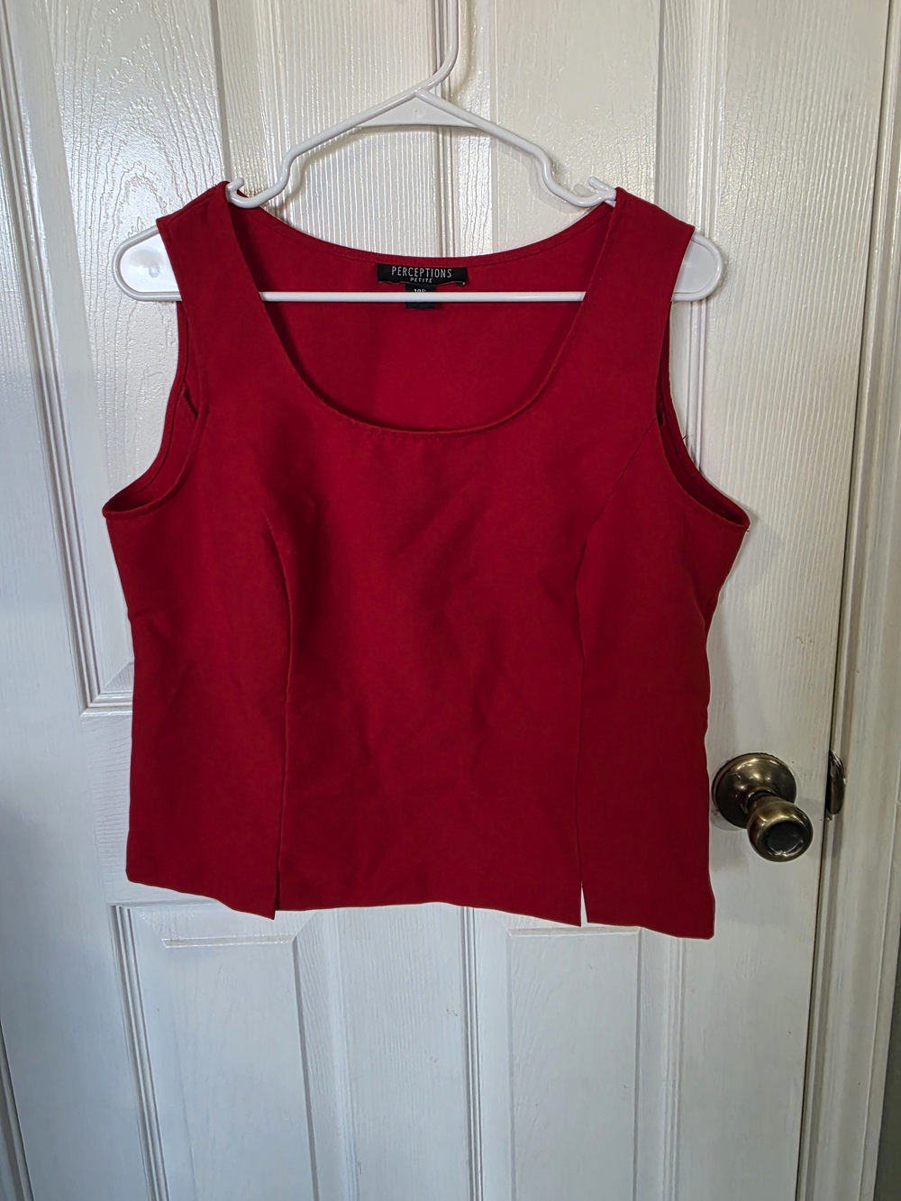 Perceptions Red Sleeveless Scoop Neck Tank with Princess Seams